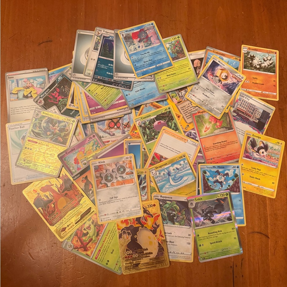 Pokemon Assorted Card Lot